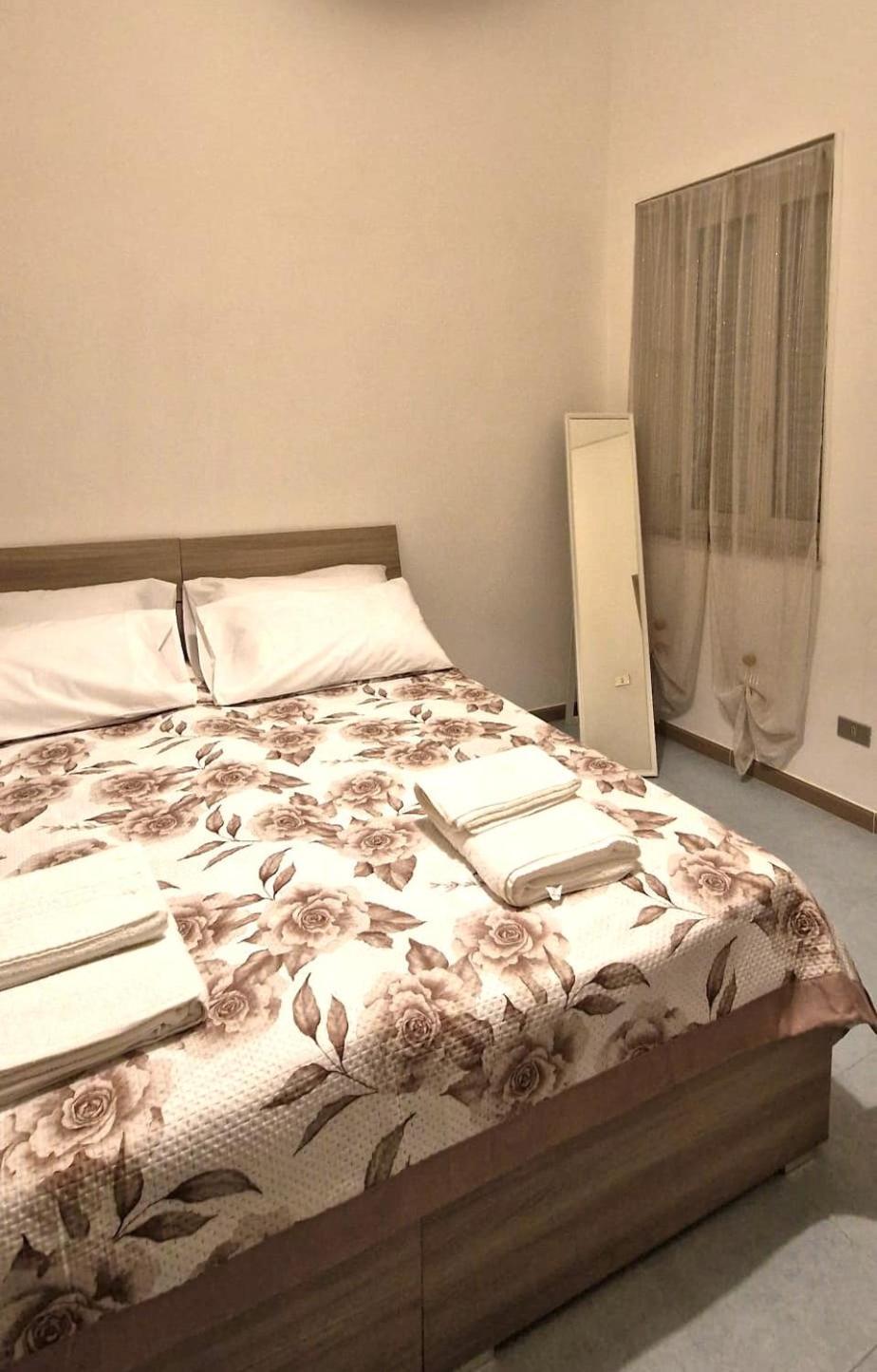 A Casa Di Tilla Napoli Bagian luar foto